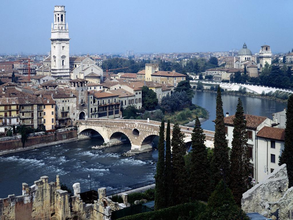 B&B Poesia Verona Exteriör bild