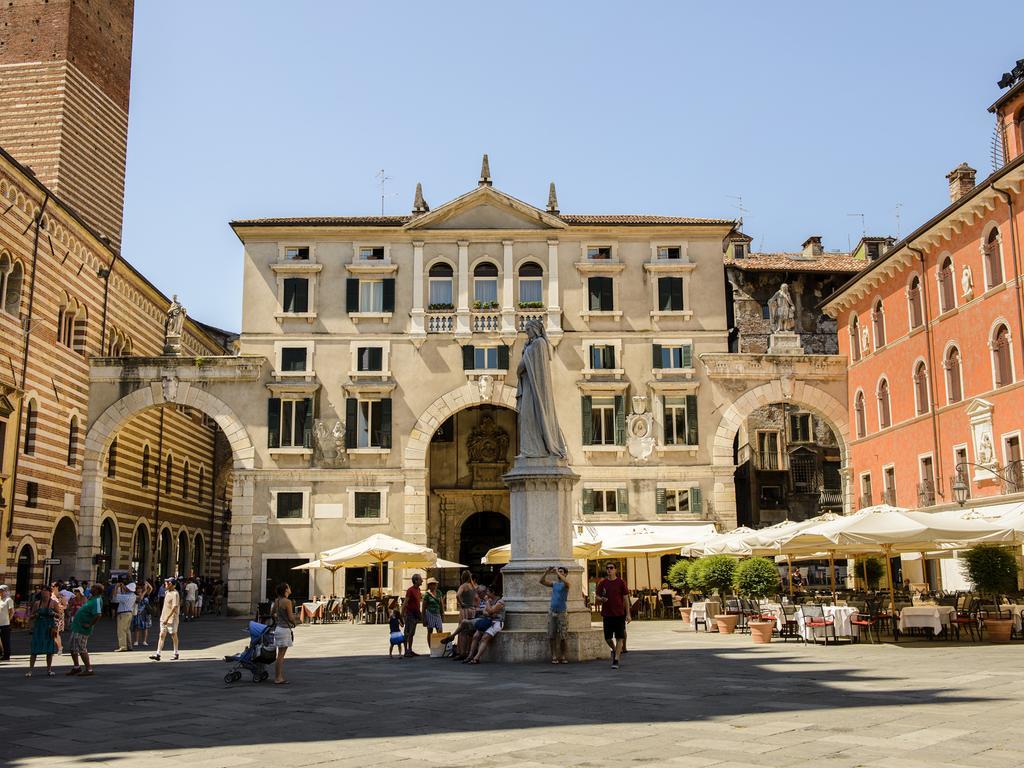 B&B Poesia Verona Exteriör bild