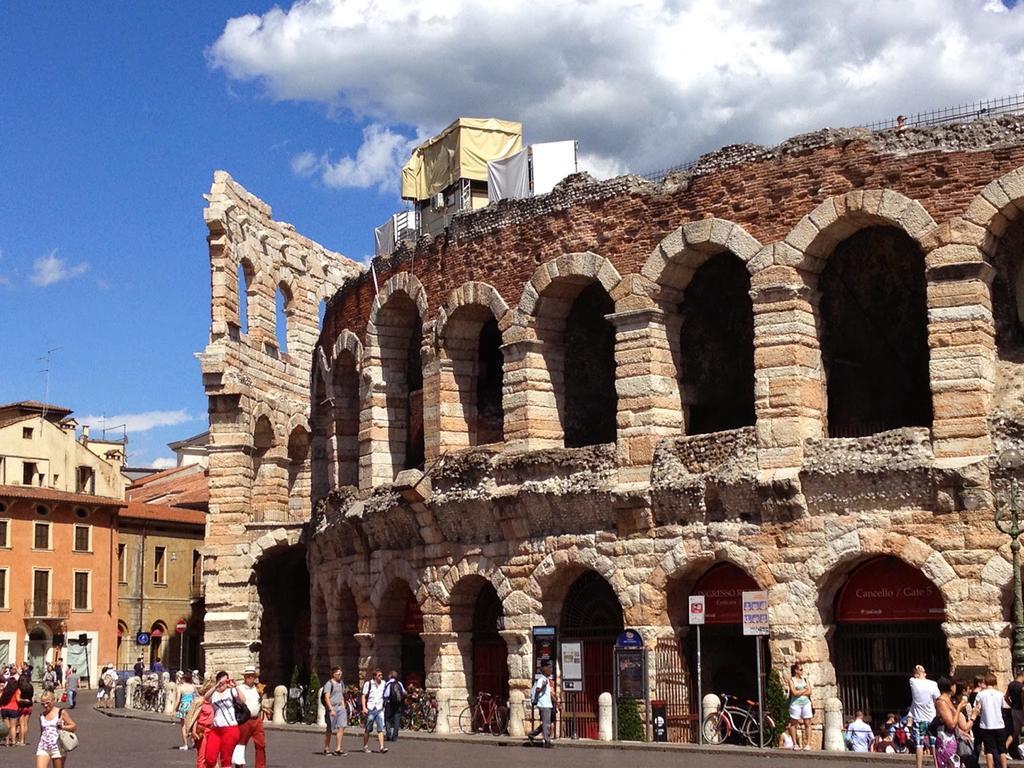 B&B Poesia Verona Exteriör bild